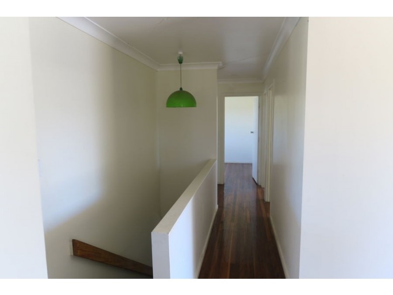 49 Cemetery Road, Raceview QLD 4305