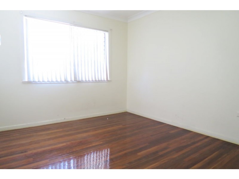 49 Cemetery Road, Raceview QLD 4305