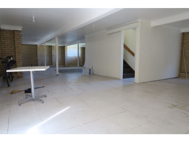 49 Cemetery Road, Raceview QLD 4305