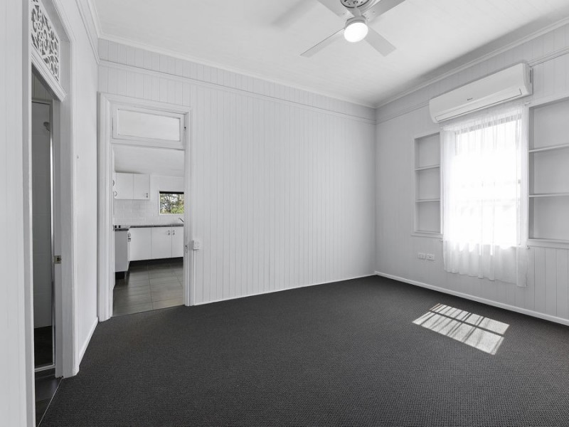 28 Dudleigh Street, Booval QLD 4304