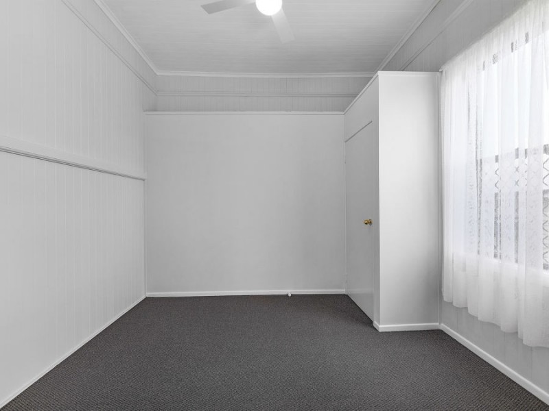 28 Dudleigh Street, Booval QLD 4304