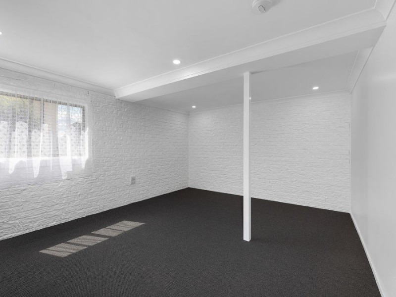 28 Dudleigh Street, Booval QLD 4304