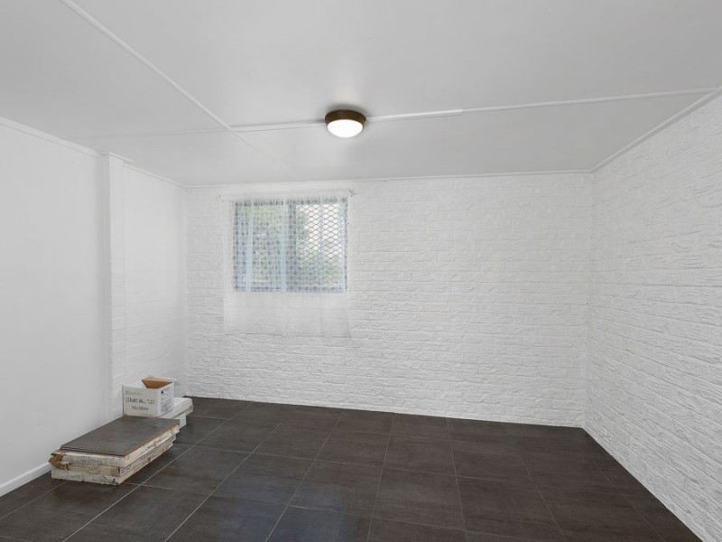 28 Dudleigh Street, Booval QLD 4304