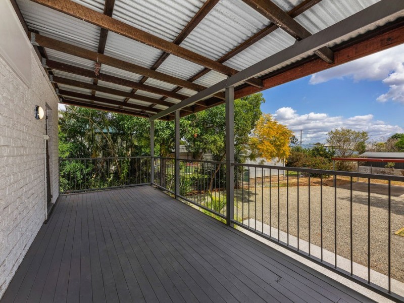 28 Dudleigh Street, Booval QLD 4304