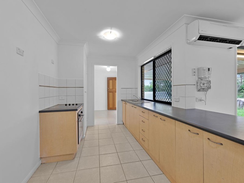 69a Brisbane Road, Riverview QLD 4303