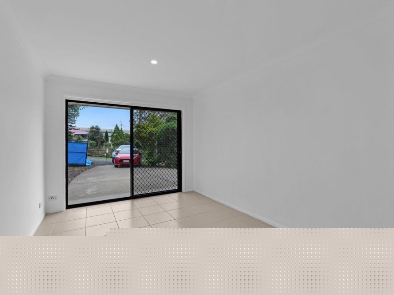 69a Brisbane Road, Riverview QLD 4303