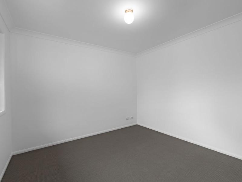 69a Brisbane Road, Riverview QLD 4303