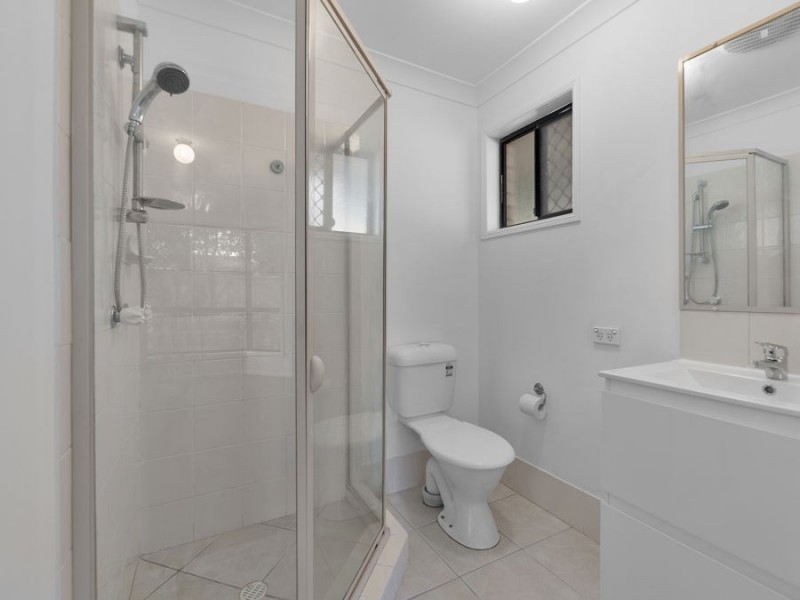 69a Brisbane Road, Riverview QLD 4303