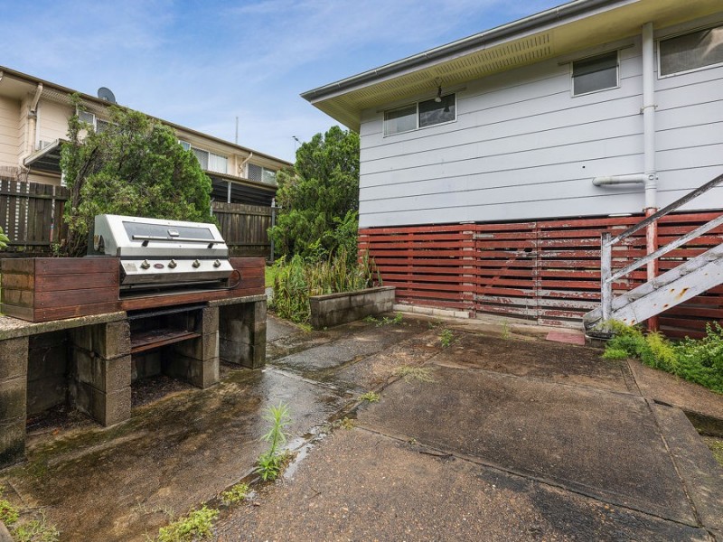 12 Twidale Drive, Riverview QLD 4303