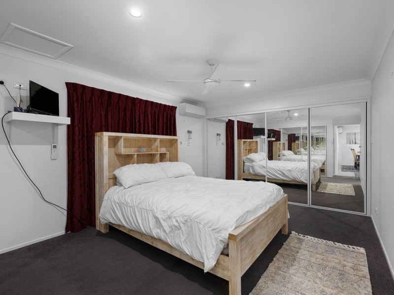 73 Sarah Drive, Yamanto QLD 4305