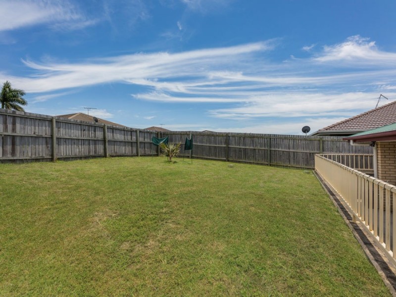 73 Sarah Drive, Yamanto QLD 4305