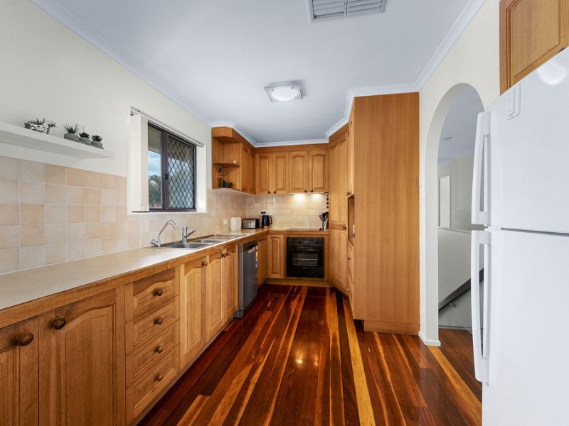 28 Ross Street, Brassall QLD 4305
