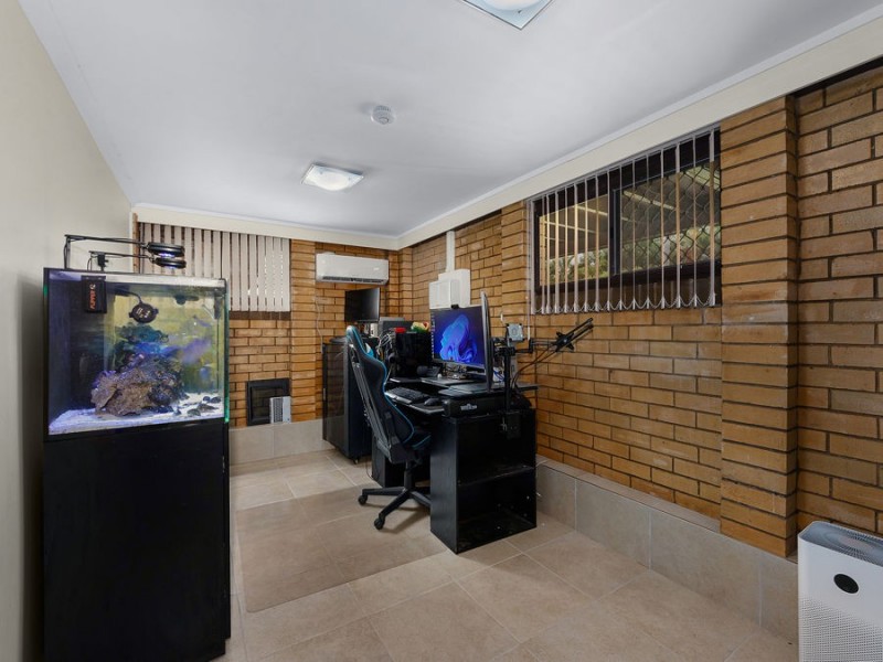 28 Ross Street, Brassall QLD 4305