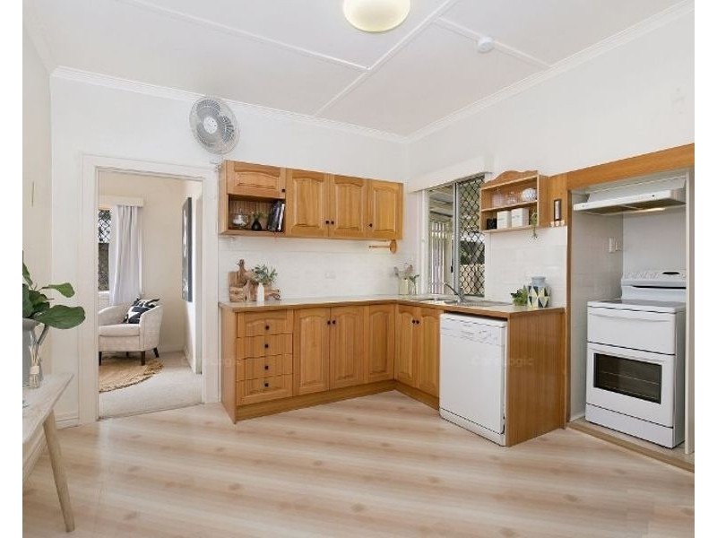 12a Greenham Street, Raceview QLD 4305