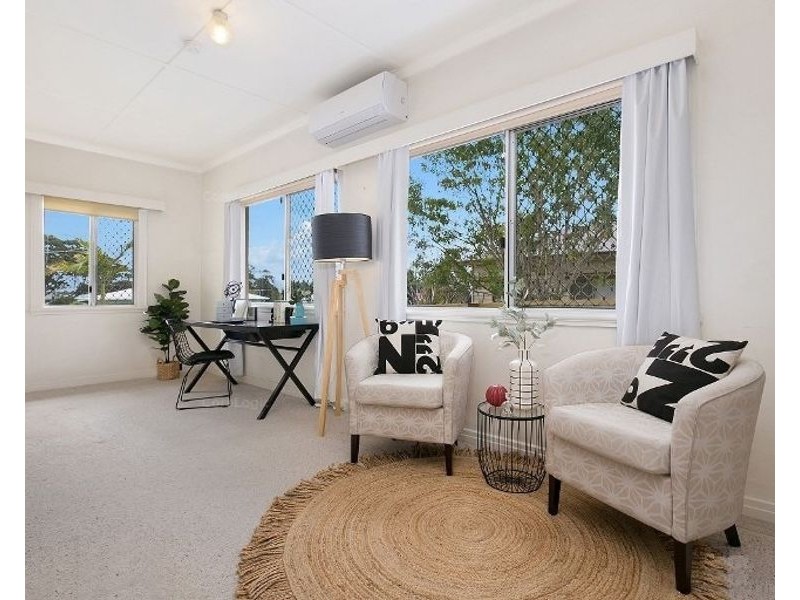 12a Greenham Street, Raceview QLD 4305