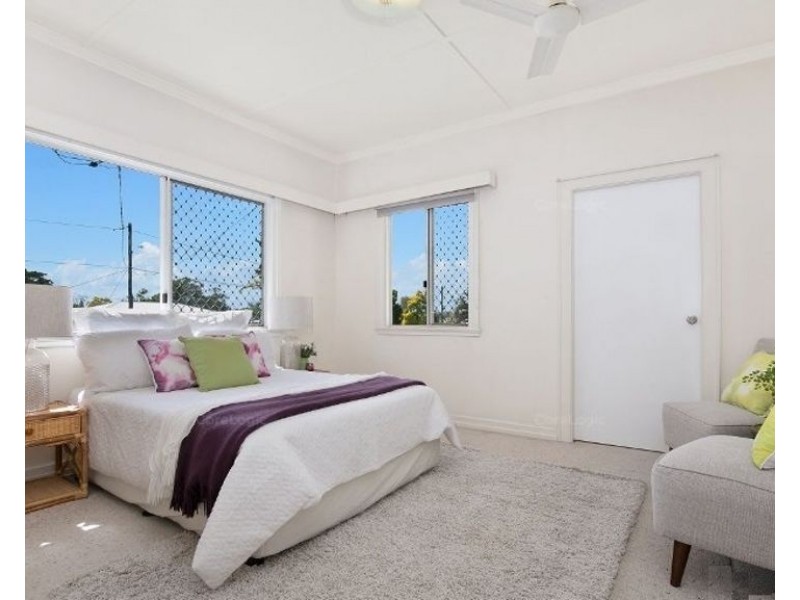12a Greenham Street, Raceview QLD 4305