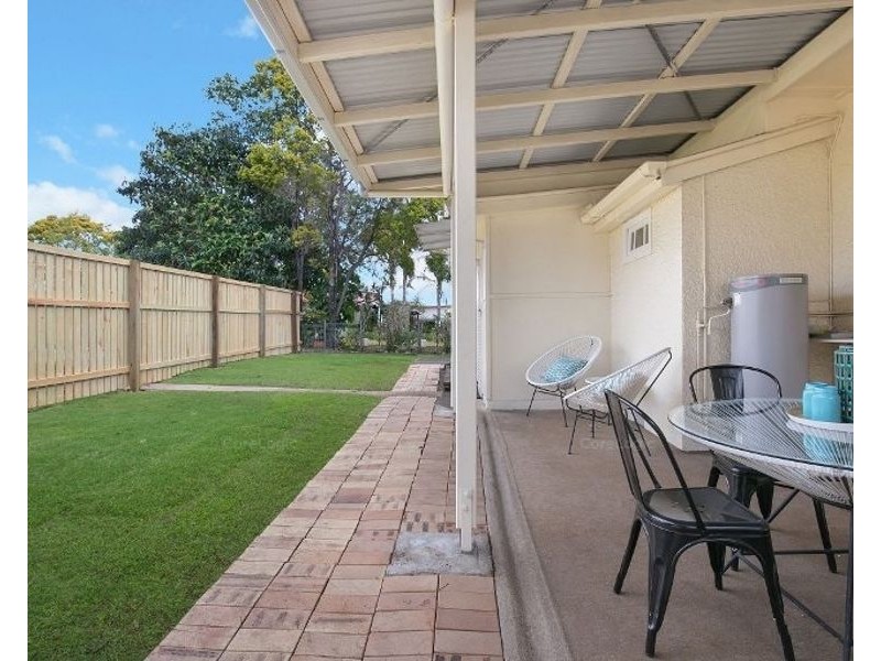 12a Greenham Street, Raceview QLD 4305