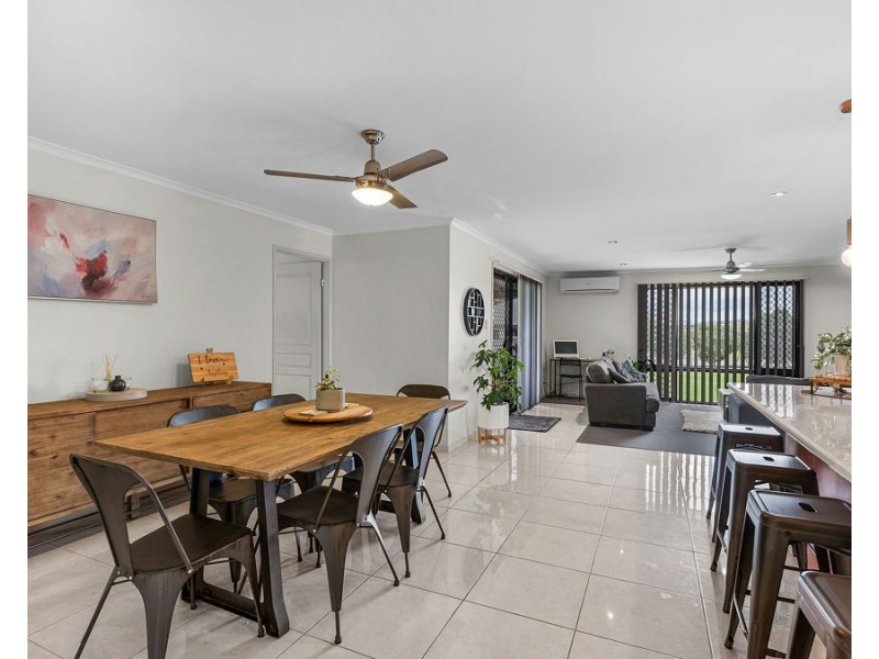 16 Goolman Place, Peak Crossing QLD 4306