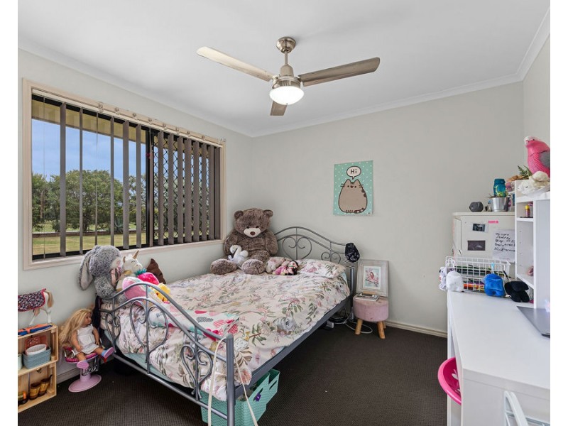 16 Goolman Place, Peak Crossing QLD 4306