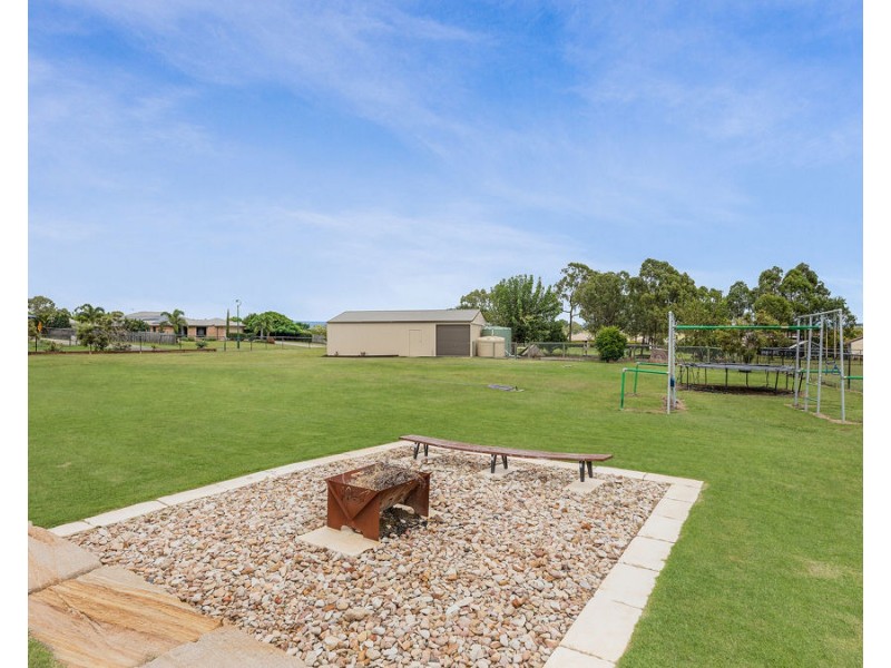 16 Goolman Place, Peak Crossing QLD 4306