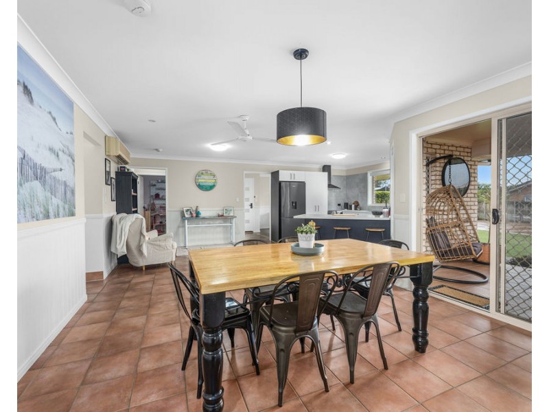 4 Zoe Court, Raceview QLD 4305