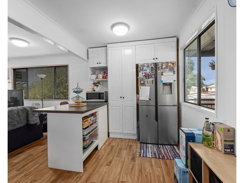 35 Petaine Street, Raceview QLD 4305