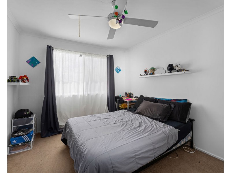 35 Petaine Street, Raceview QLD 4305