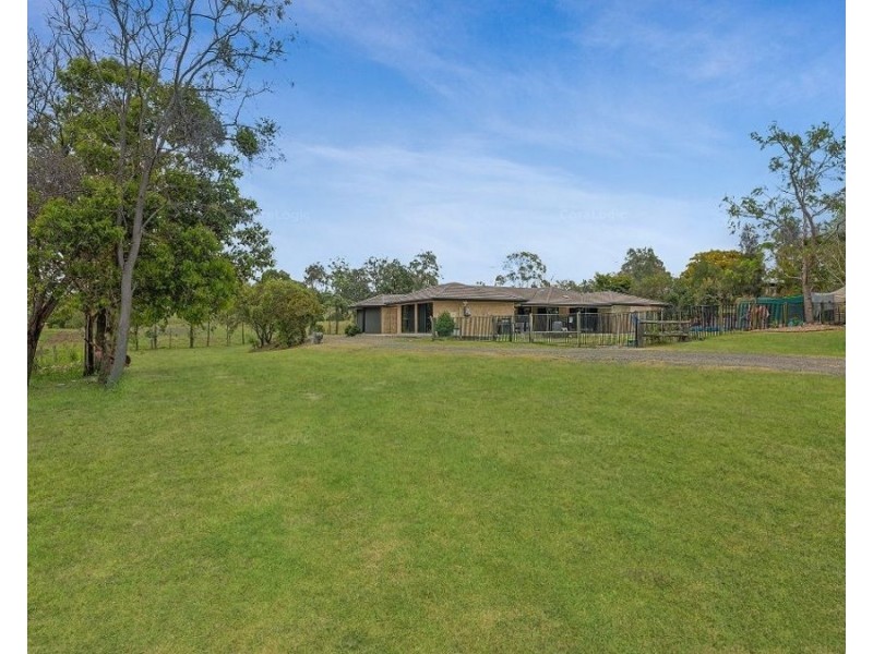 15 Thallon Road, Regency Downs QLD 4341