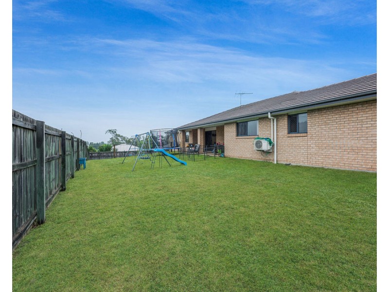 12 Benjamin Court, Yamanto QLD 4305
