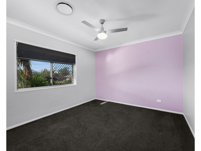 35 Peak Court, Peak Crossing QLD 4306
