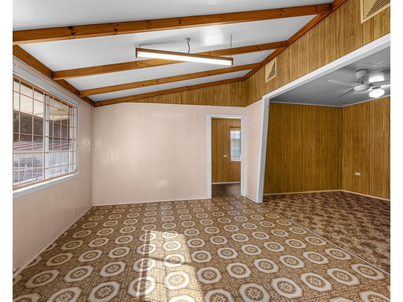 33 Greenham Street, Raceview QLD 4305