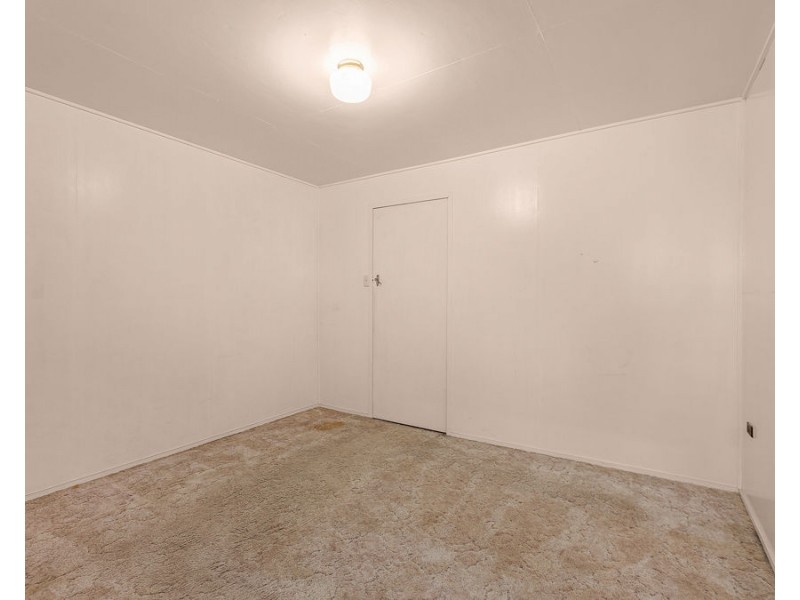 33 Greenham Street, Raceview QLD 4305