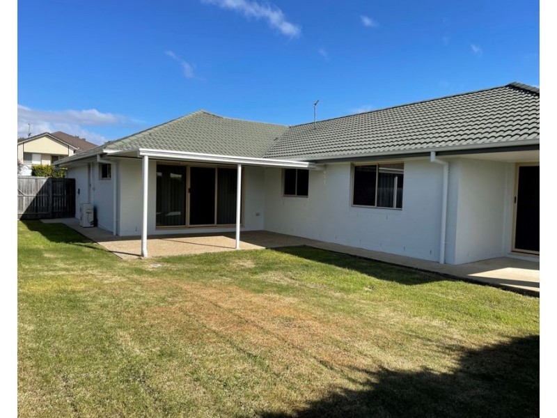 25 Anna Drive, Raceview QLD 4305
