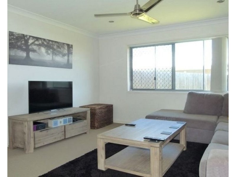 4 Samuel Court, Yamanto QLD 4305