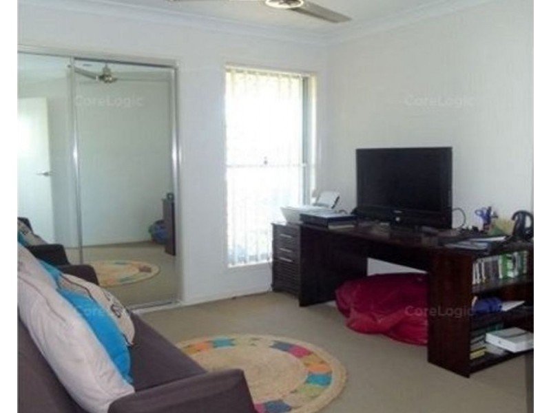 4 Samuel Court, Yamanto QLD 4305