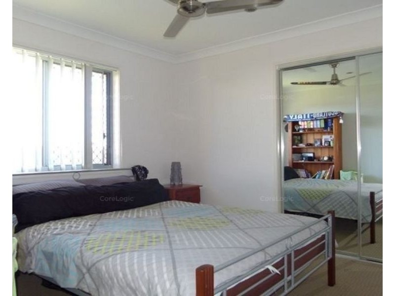 4 Samuel Court, Yamanto QLD 4305