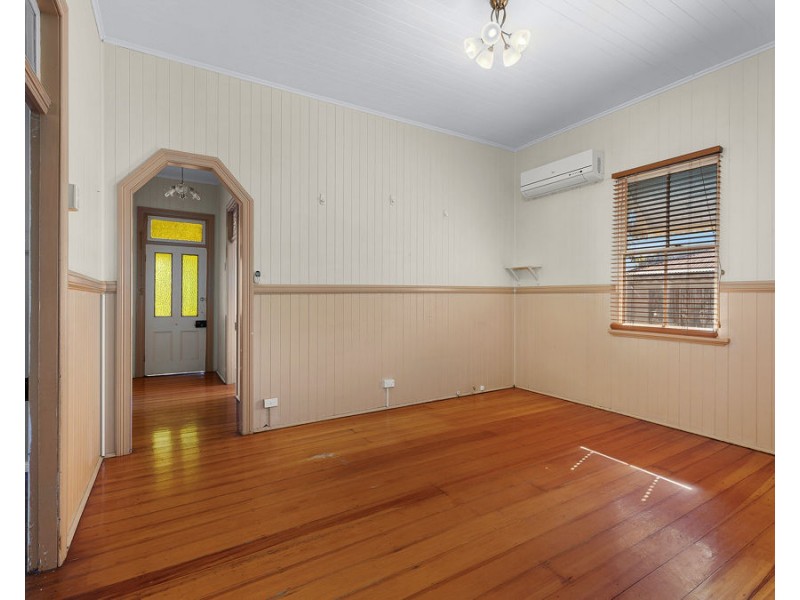 13 Merrell Street, North Booval QLD 4304