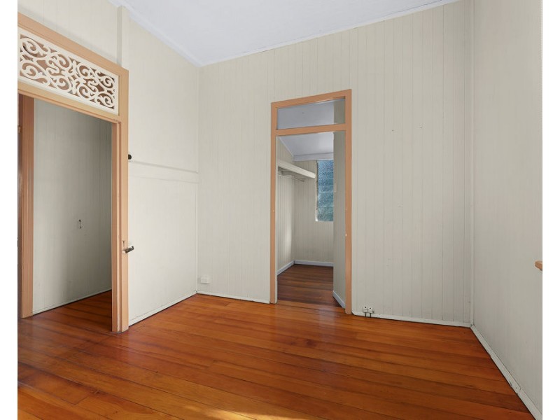 13 Merrell Street, North Booval QLD 4304