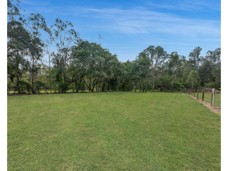 24 Queensborough Parade, Karalee QLD 4306