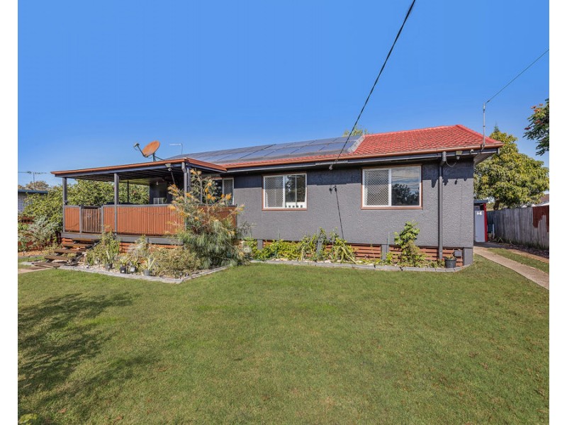 4 Bannerman Street, Riverview QLD 4303