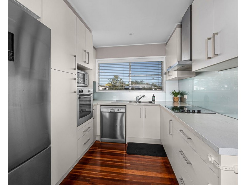 37 Cascade Street, Raceview QLD 4305