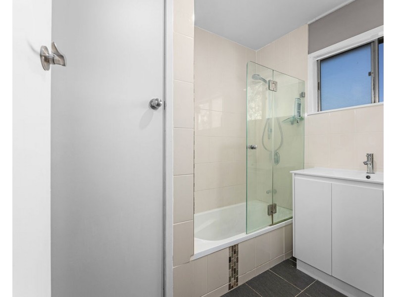 37 Cascade Street, Raceview QLD 4305