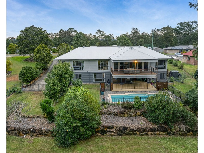 14 Newsky Court, Deebing Heights QLD 4306