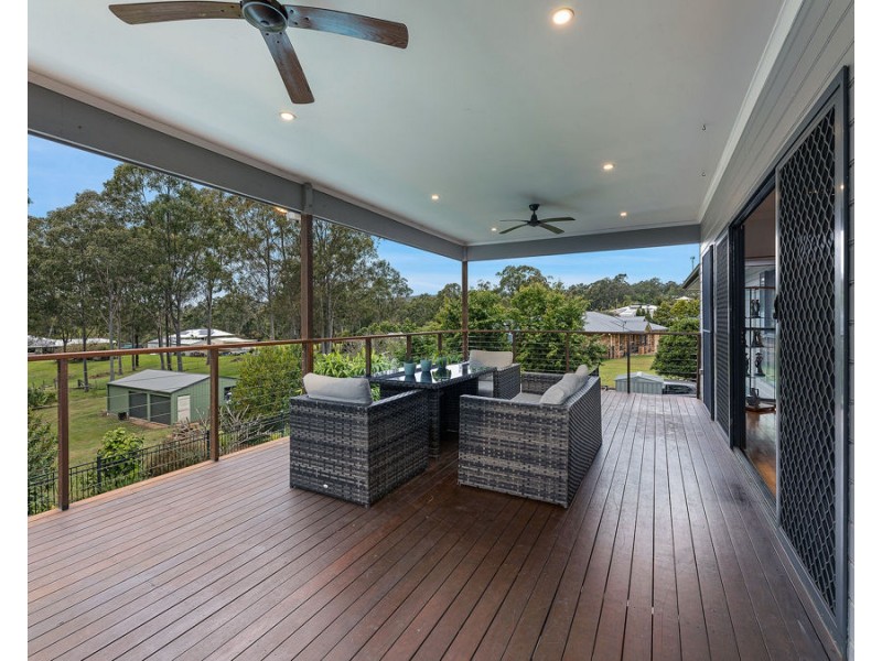 14 Newsky Court, Deebing Heights QLD 4306