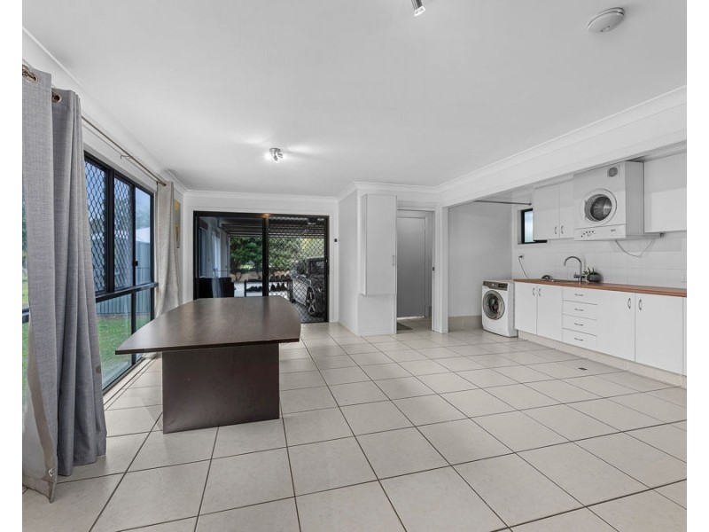 14 Newsky Court, Deebing Heights QLD 4306