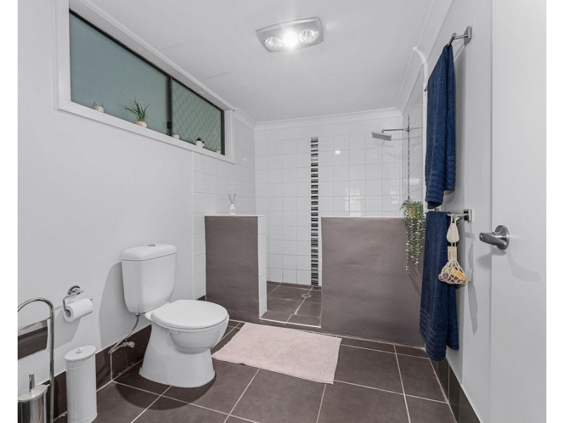 14 Newsky Court, Deebing Heights QLD 4306