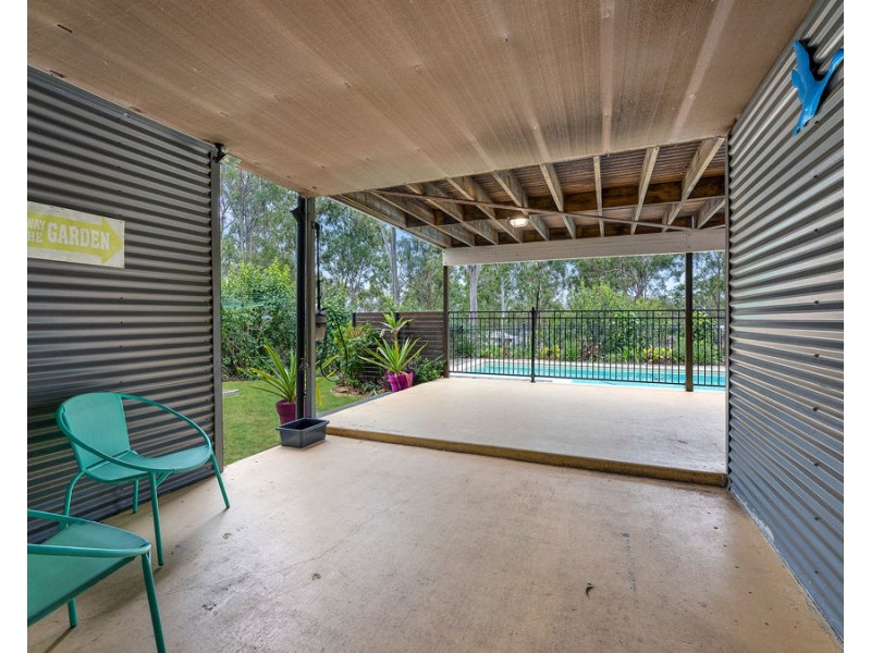14 Newsky Court, Deebing Heights QLD 4306