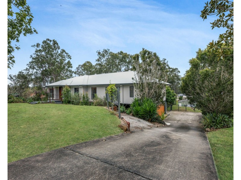 14 Newsky Court, Deebing Heights QLD 4306