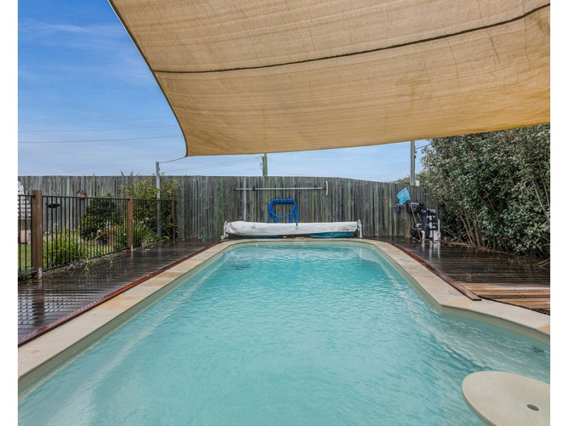 1 Petal Place, Yamanto QLD 4305