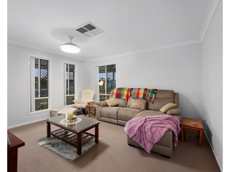 1 Petal Place, Yamanto QLD 4305